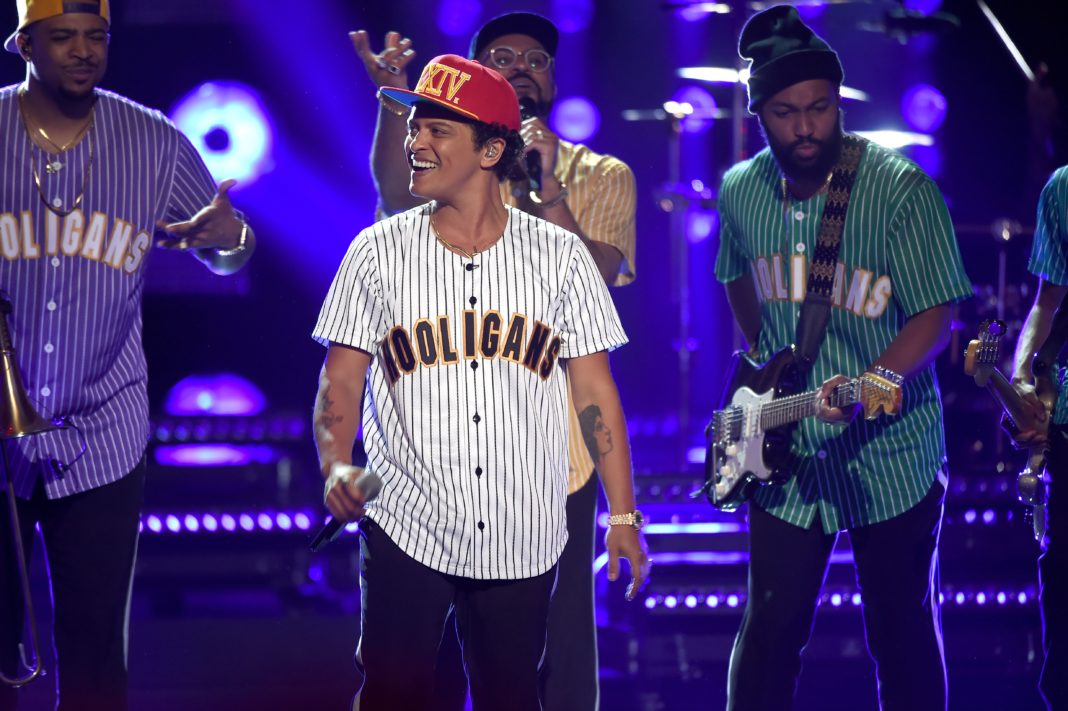 Bruno Mars Forced to Halt Concert After Stage Catches Fire - TheDailyDay