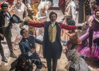 Hugh Jackman, Zendaya, and Zac Efron Perform in a Live Commercial for “The Greatest Showman”