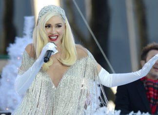Gwen Stefani is Getting Even More Glam with Her Own Make-Up Line