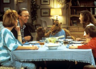 “ALF” TV Reboot in the Works at Warner Bros.