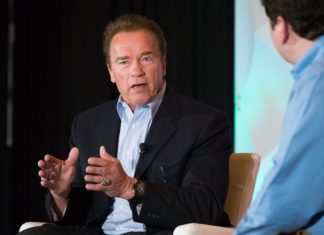 Mark Hamill had Some Advice for a Young Arnold Schwarzenegger