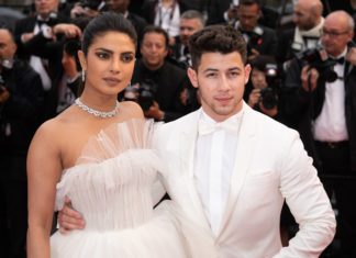 Nick Jonas Gushes Over Priyanka Chopra