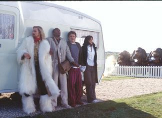 “The Hitchhiker’s Guide to the Galaxy” is Heading to Hulu