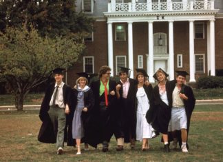 “St. Elmo’s Fire” is Being Turned into a Series