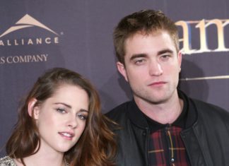 Kristen Stewart Says “Twilight” Co-Star Robert Pattinson is Right for Batman Role