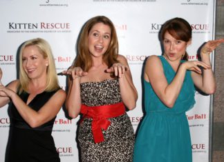 The Ladies of “The Office” are Down for a Reunion
