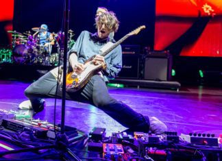 Former Red Hot Chilli Peppers Guitarist Says No Hard Feelings Toward Band