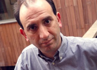 “Veep” Creator to Make a Sumo Coming-of-Age Comedy Movie