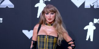 2024 MTV VMAs: Taylor Swift Scoops Seven Moon Person Trophies Taylor Swift at the 2024 VMA MTV red carpet in September 2024